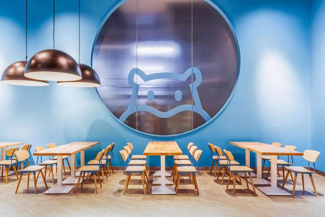 火锅阿里巴巴盒马机器人餐厅，打造未来概念的餐饮空间设计