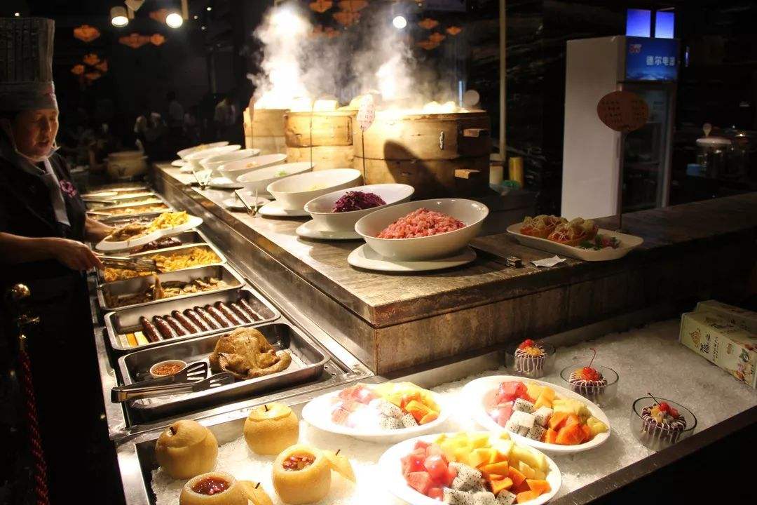火锅如何在餐饮空间设计中，打造一个开放式厨房？